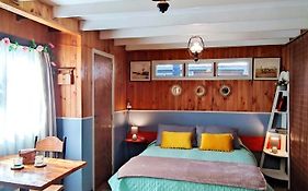 Victoria Cabin